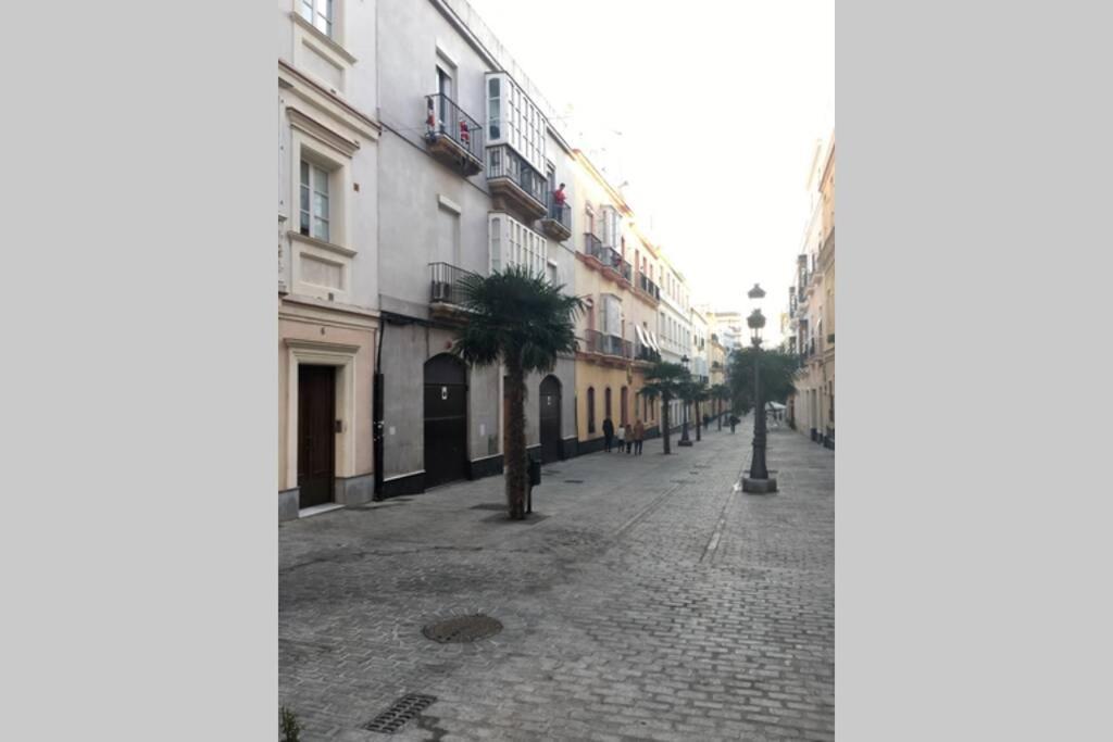 Apartamento Plaza Viuda Cádiz Kültér fotó
